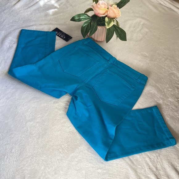 NWT CHAPS Size 2P Slimming Capris Designed To Flatter You - Picture 7 of 8